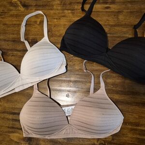 Warner's NWT Bras